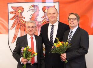von links: Mike Bischoff, Dietmar Woidke, Björn Lüttmann Foto: Facebookseite Thomas Günther